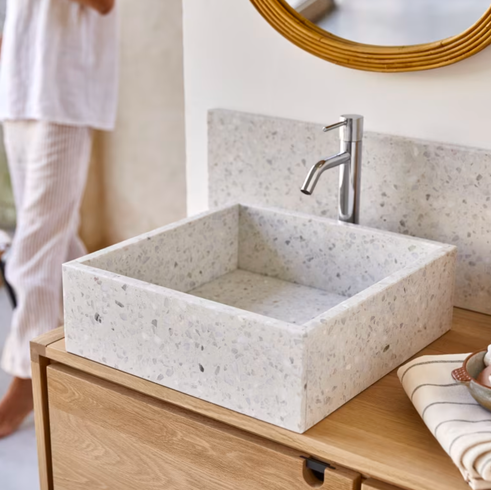 Made Vasque carrée en terrazzo premium moon