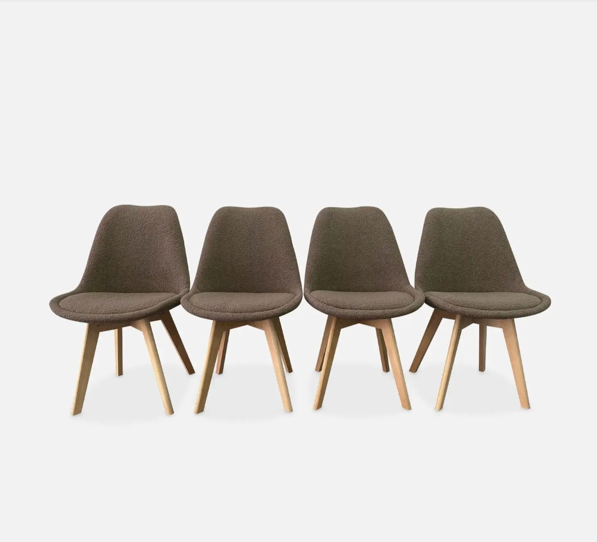 Chaise scandinave bois de hêtre et bouclette (lot de 4)
